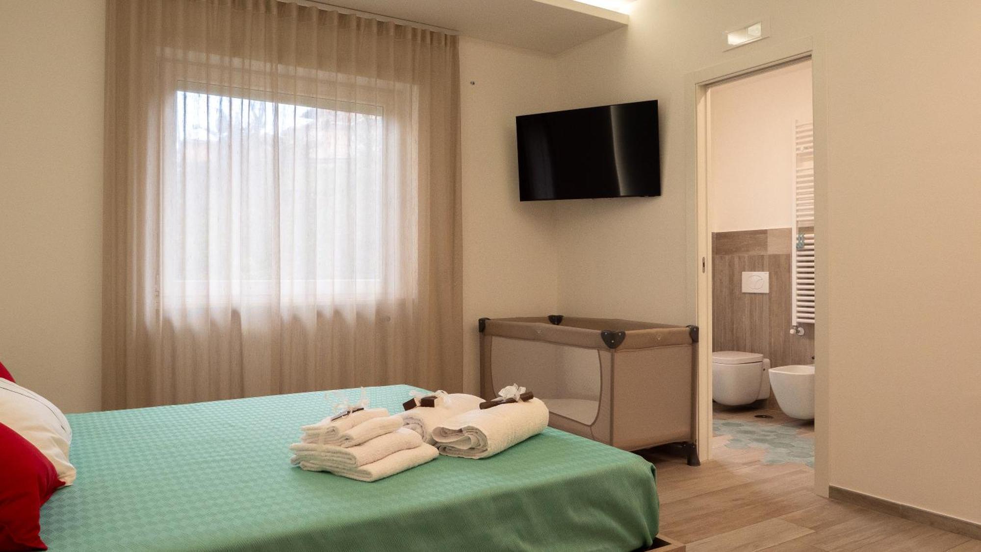 Wanderlust Guesthouse Gaeta Dış mekan fotoğraf